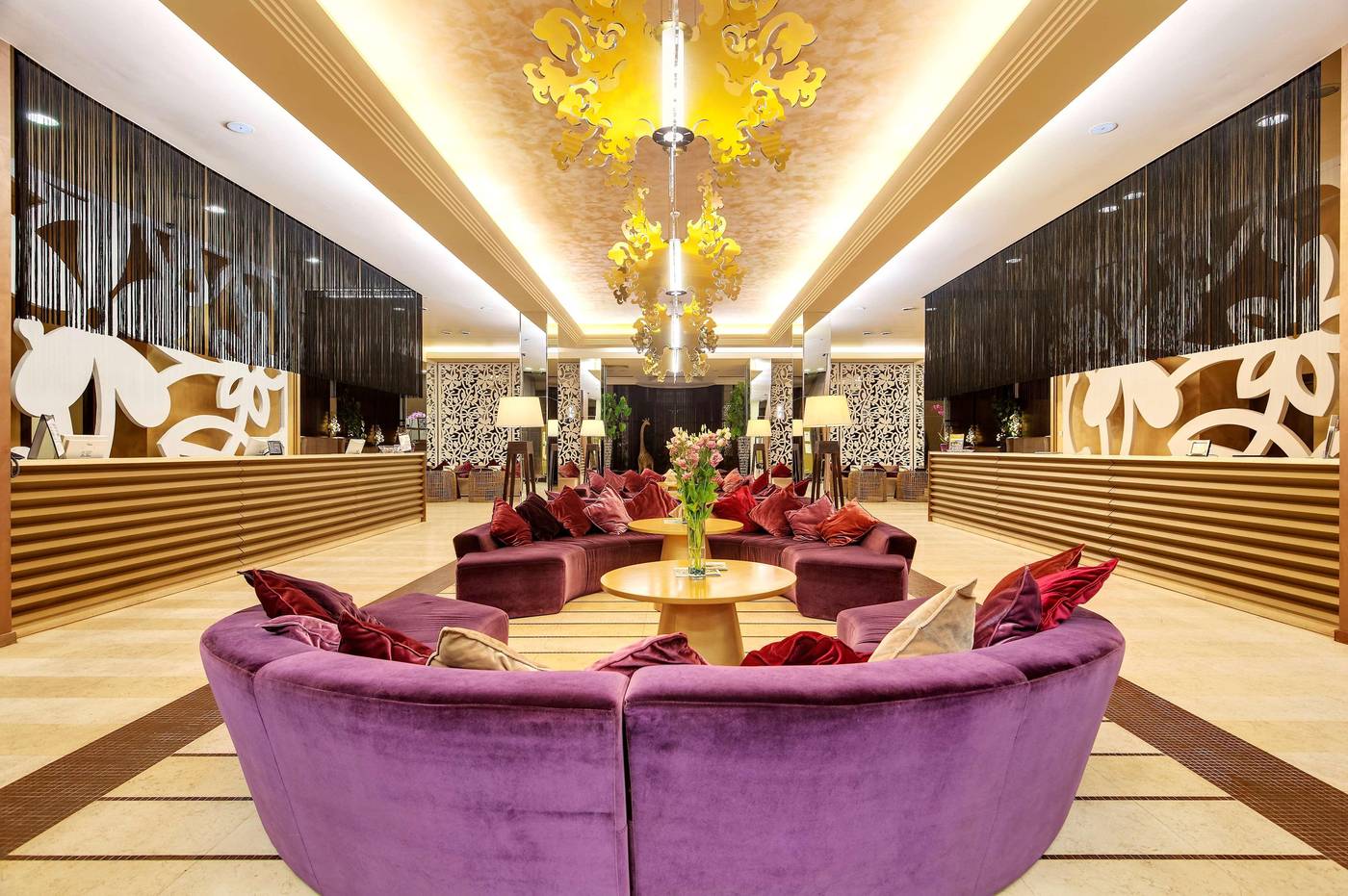 Barcelo-Royal-Beach-Lobby-48