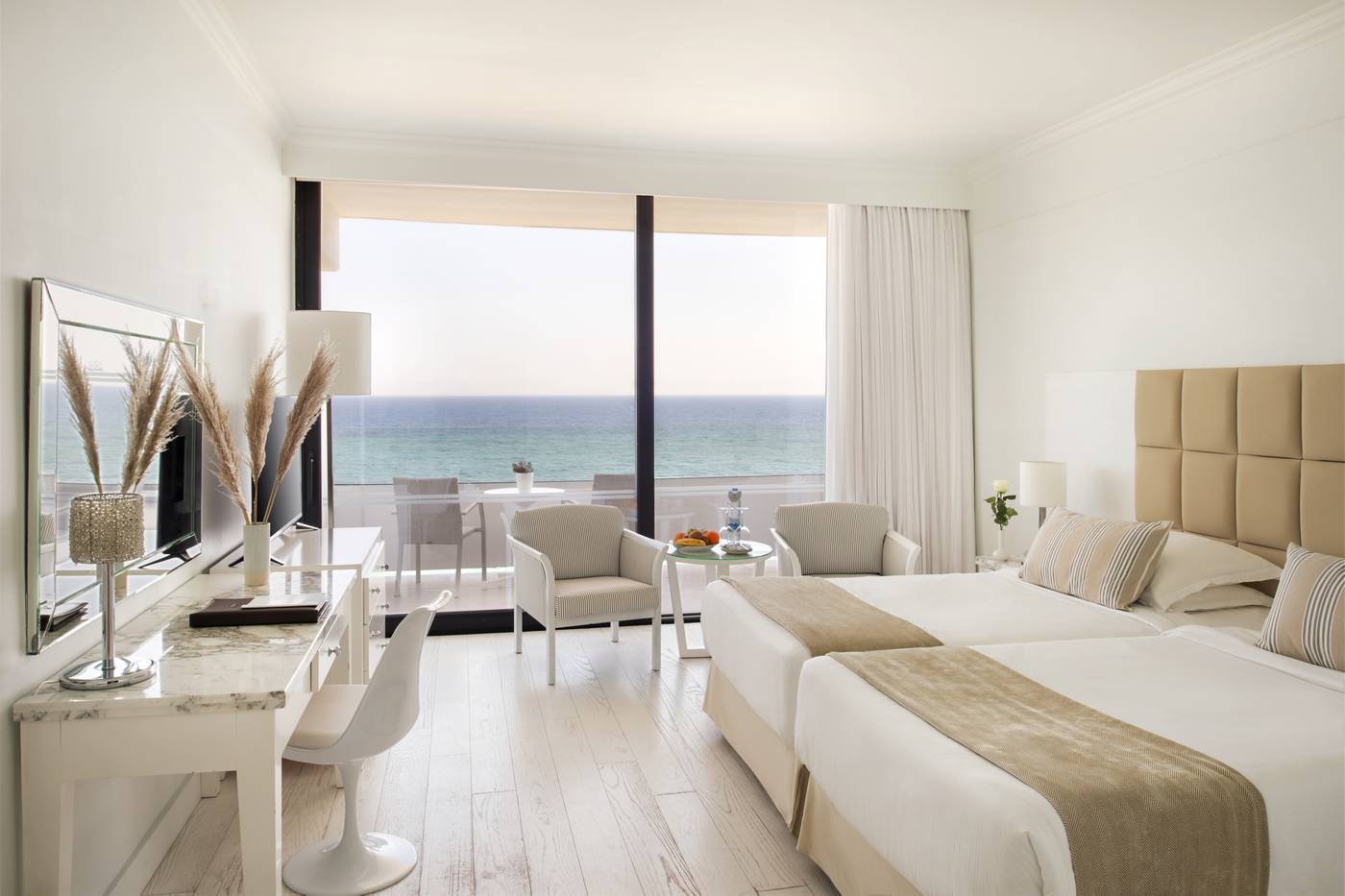 Grecian-Bay-Hotel-Room-16