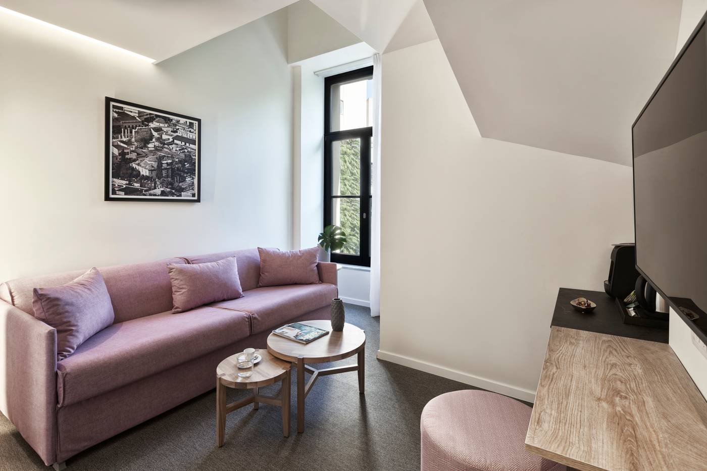 NLH-Monastiraki-Room-47