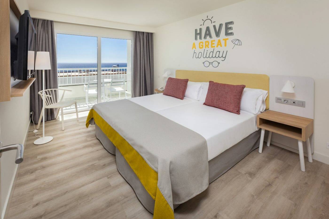 Abora-Interclub-Atlantic-by-Lopesan-Hotels-Room-22