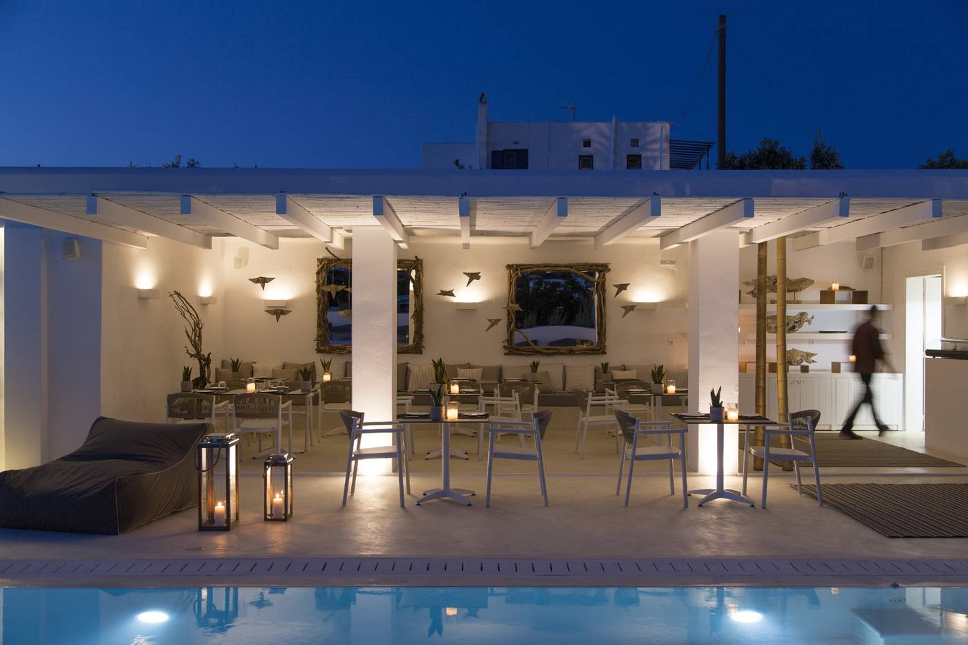 Livin-Mykonos-Hotel-Bar-10