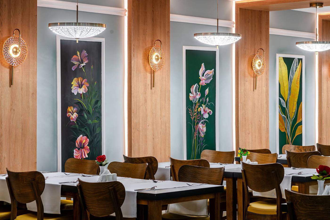 Big-Blue-Suite-Hotel-Restaurant-48