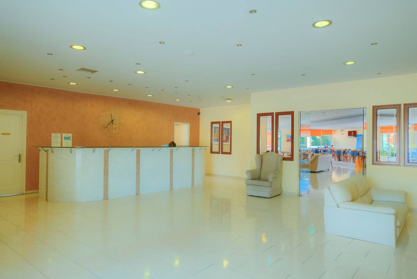 Aqualand-Resort-Lobby-33