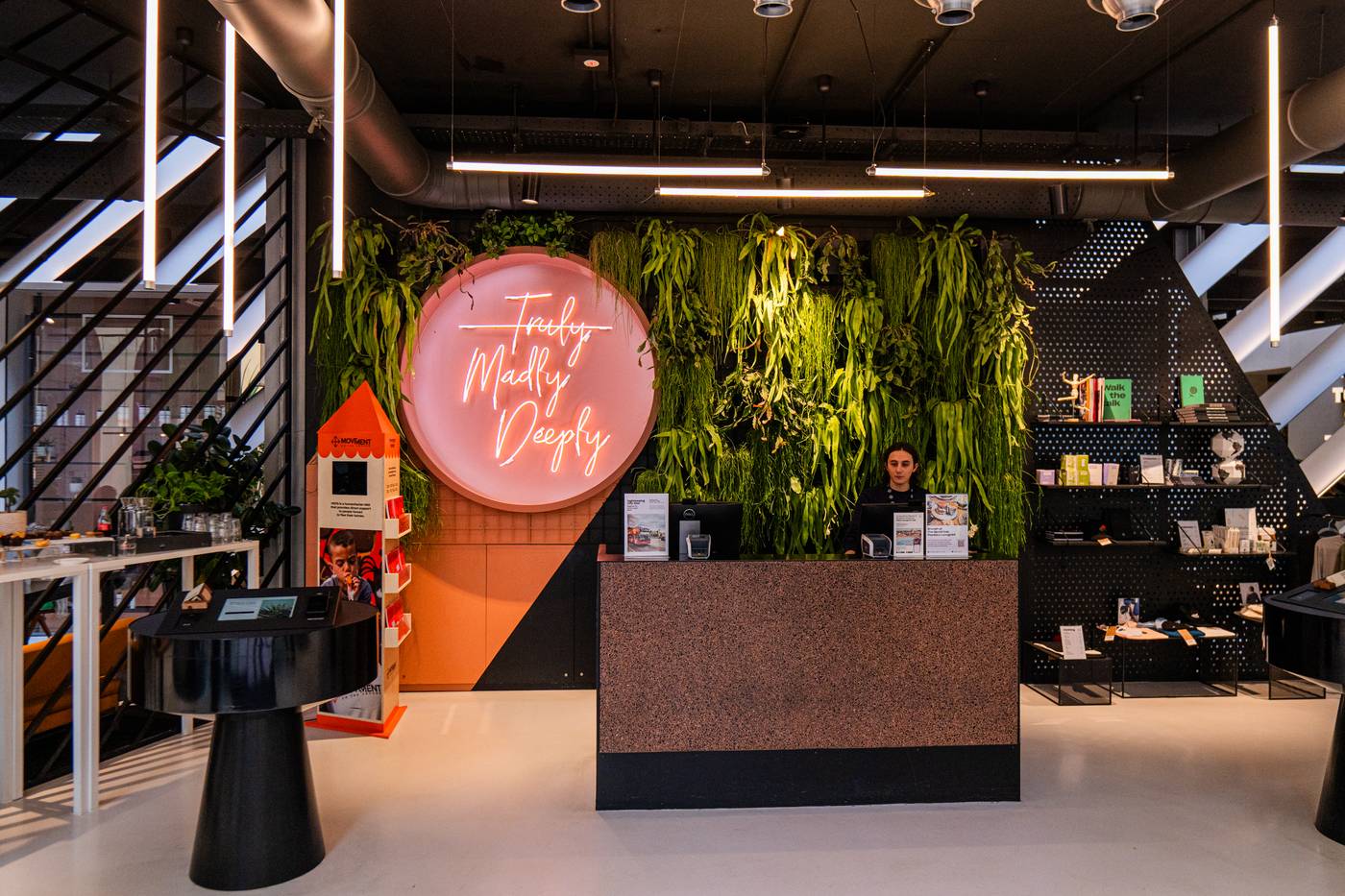 The-Social-Hub-Florence-Lavagnini-Lobby-20