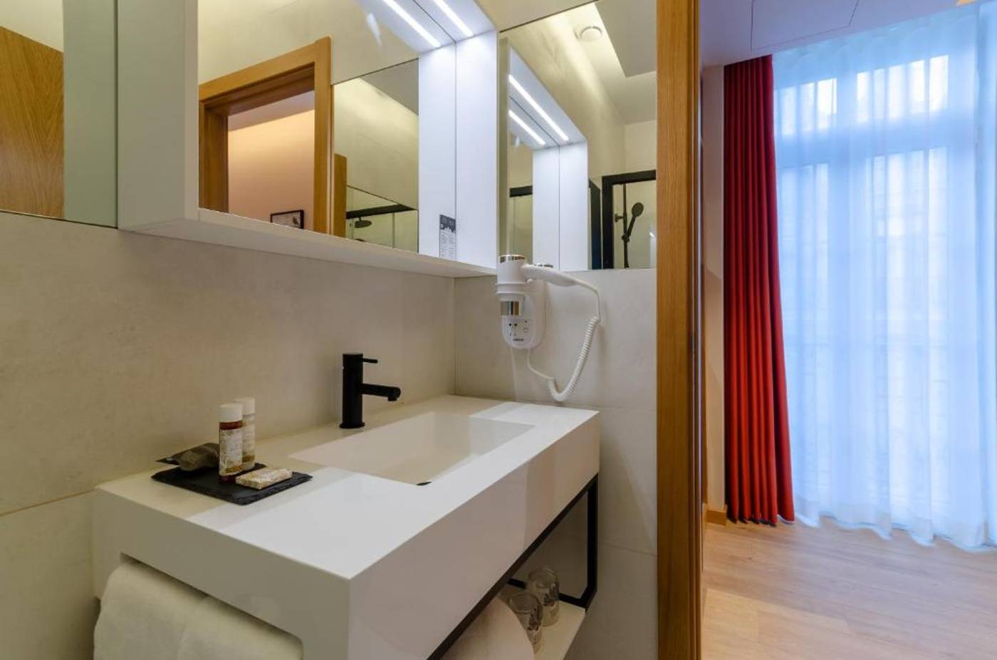 Rossio-Plaza-Hotel-Room-47