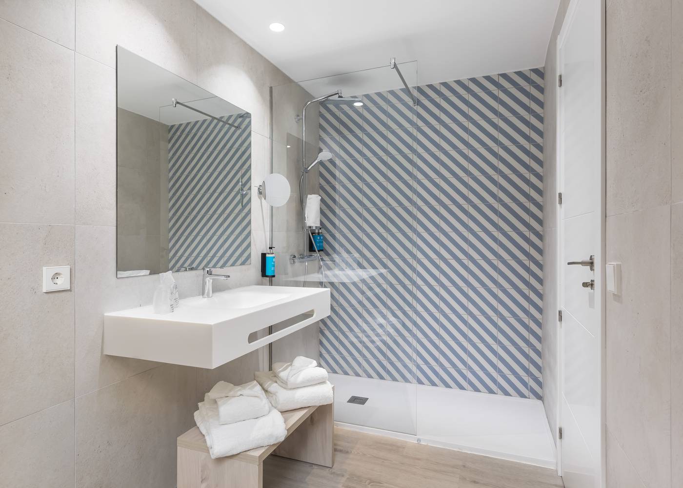 Gran-Hotel-Turquesa-Playa-Room-30