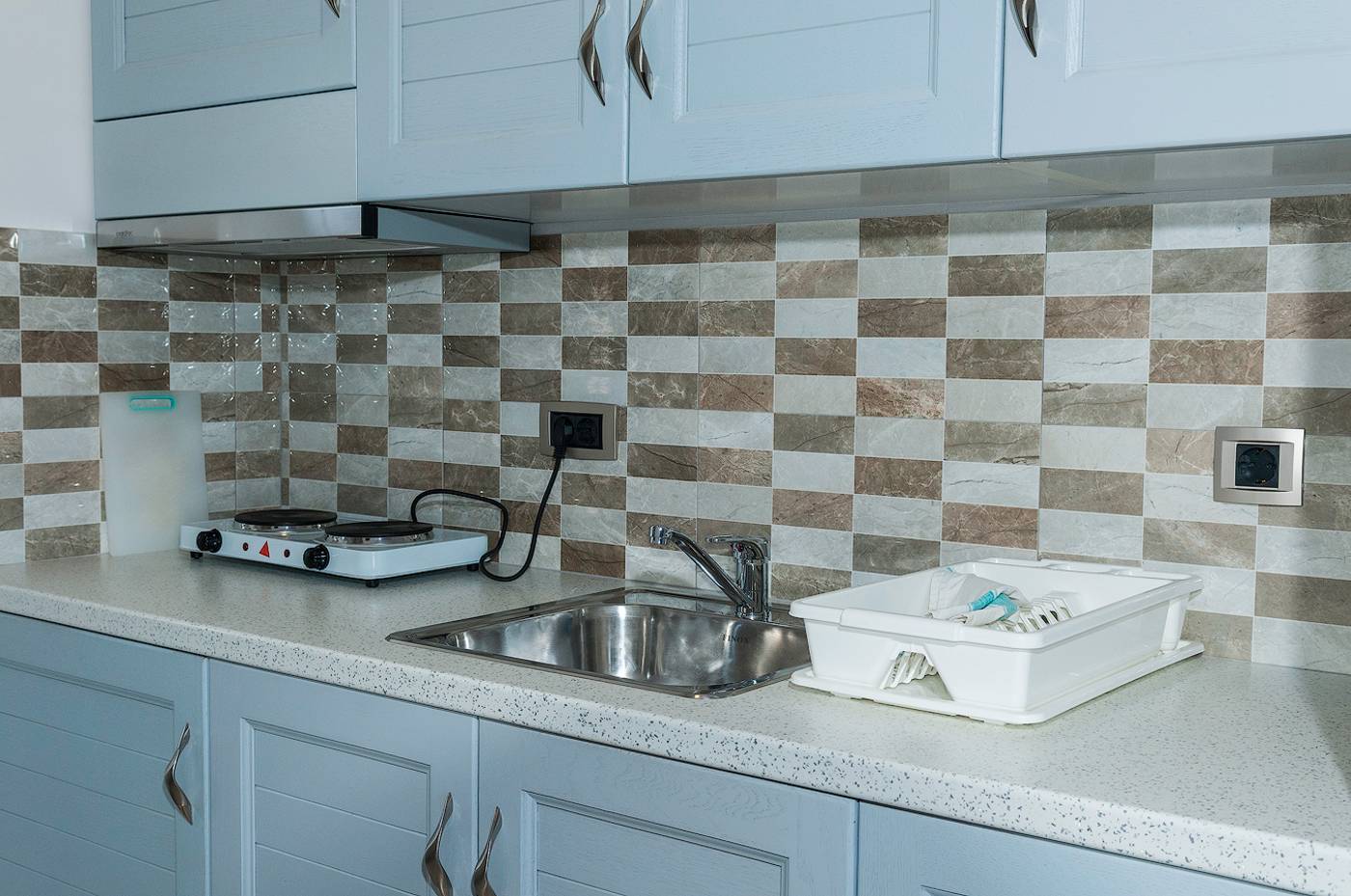 Tom-and-John-s-Apartments-Room-20