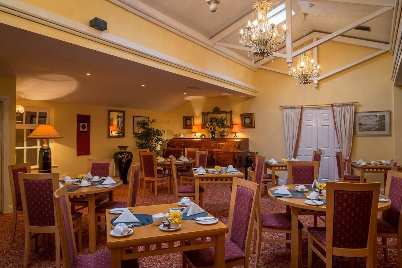 Dingle Benners Hotel-Ireland-DINGLE-General view-2