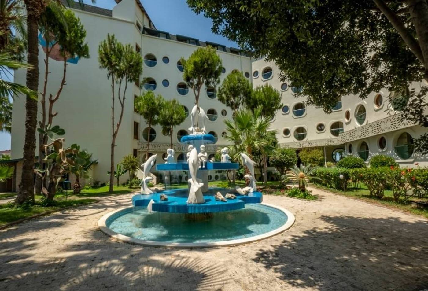 MC Beach Resort Hotel