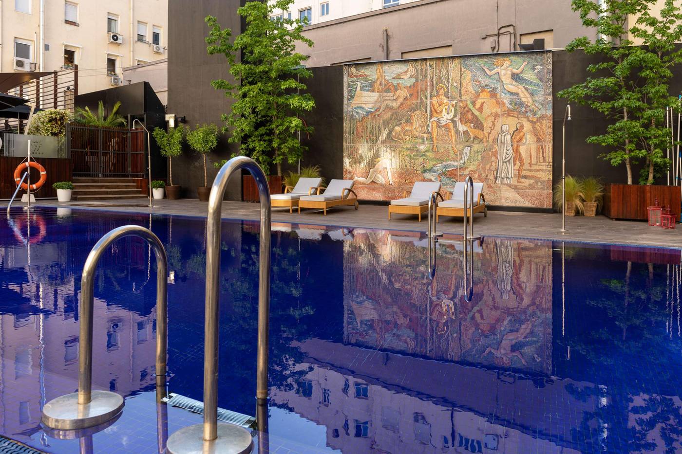 Hotel-Wellington-Madrid-Pool-93