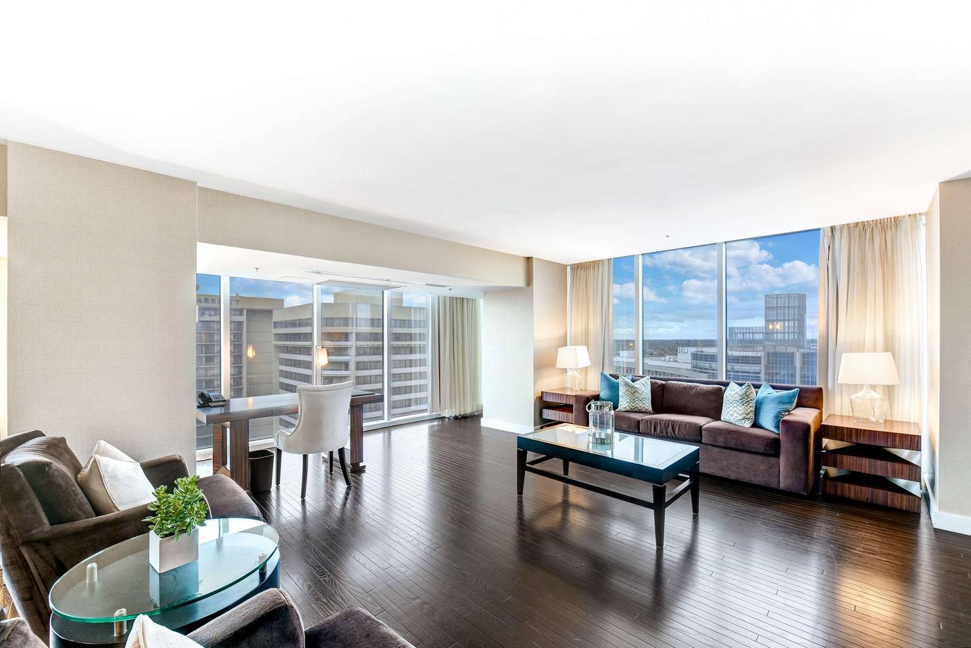 Hilton-Anaheim-Room-53