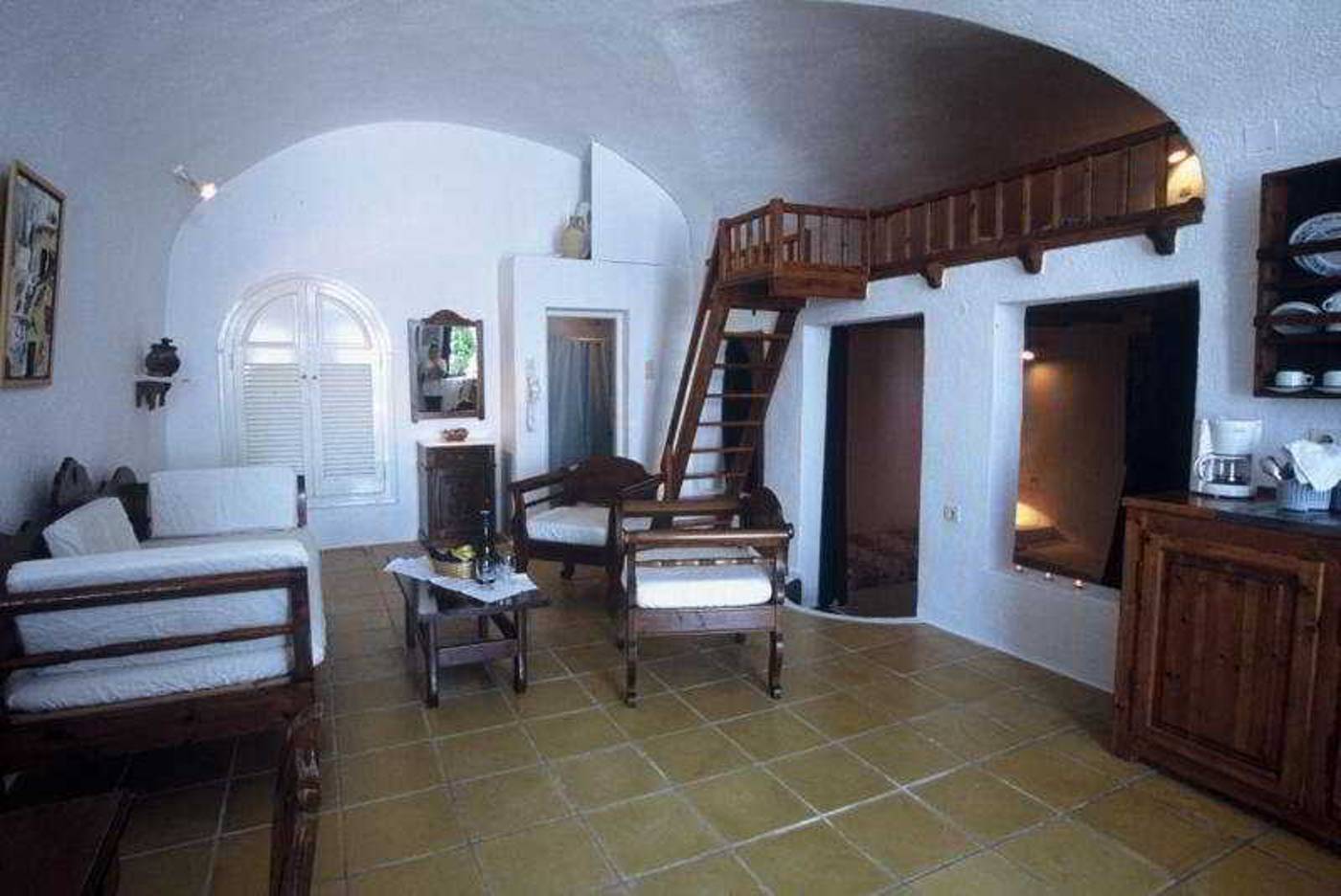 Krokos-Villas-Apts-Room-11