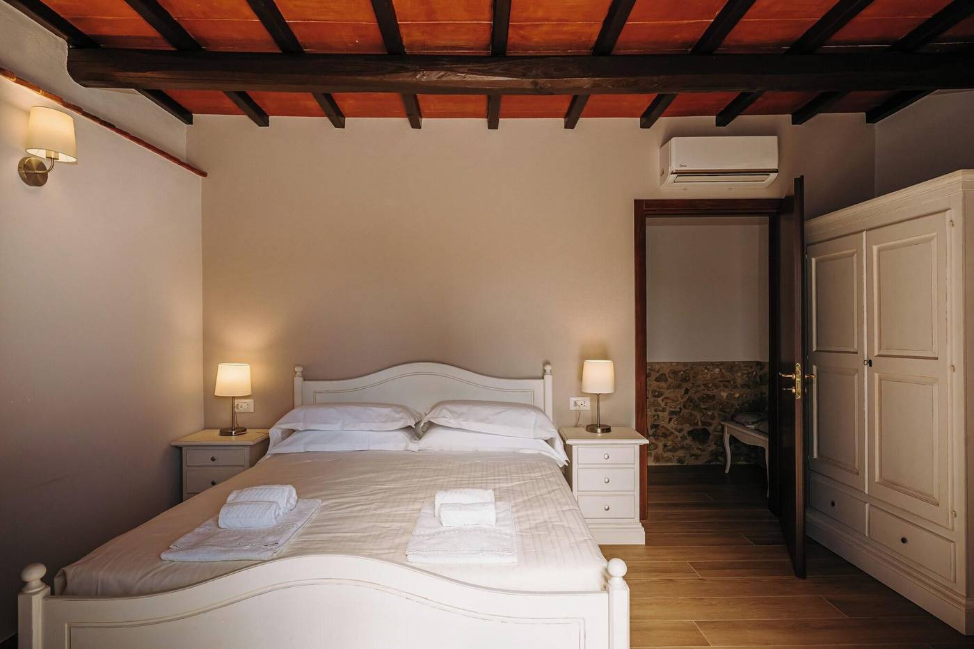 Borgo-Il-Poggiaccio-Room-30