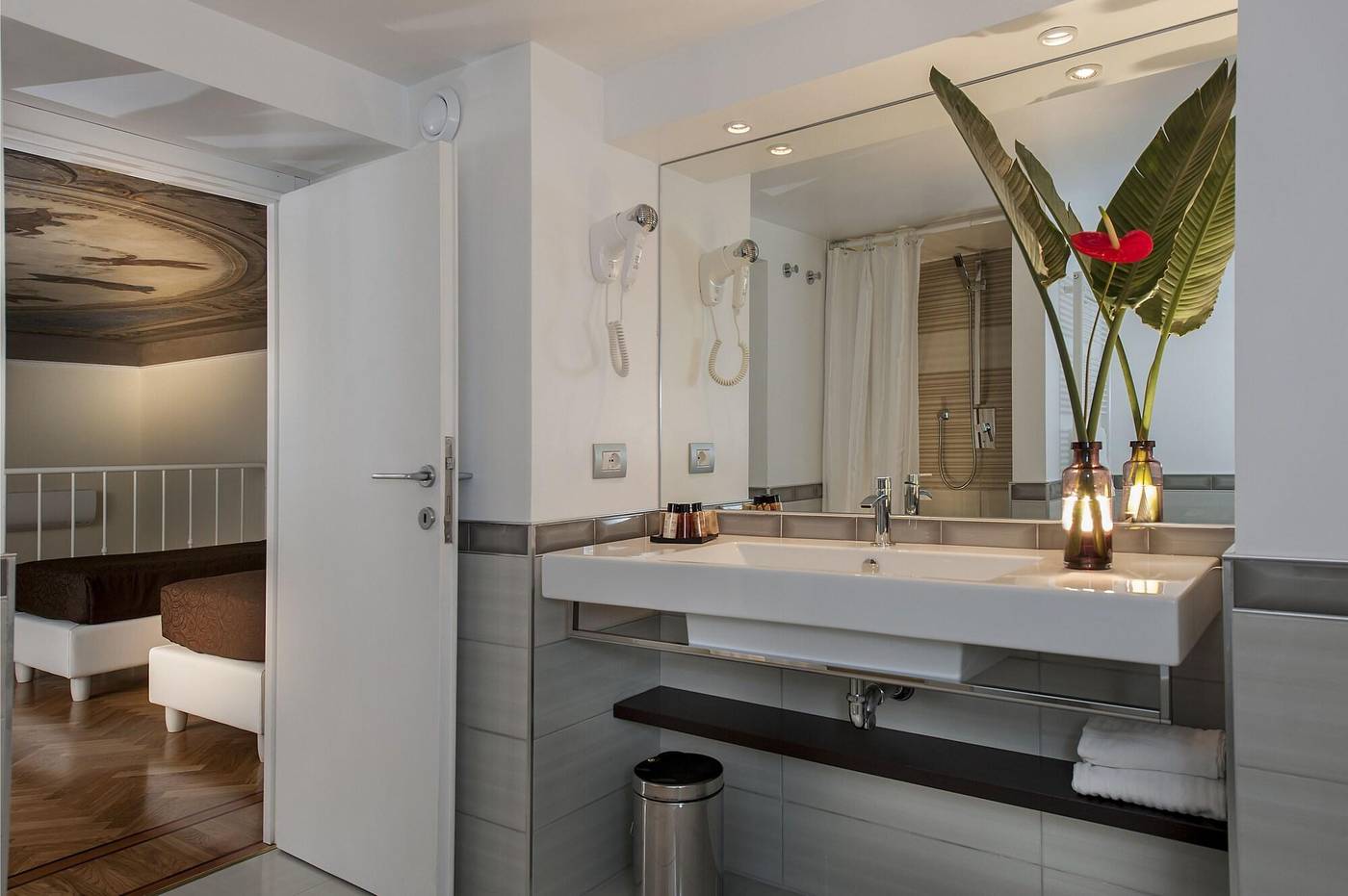 Dve-Suite-Rome-Room-21