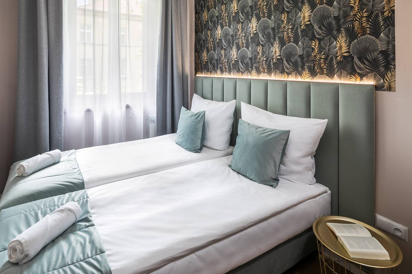 Garden-House-Apartments-Room-11