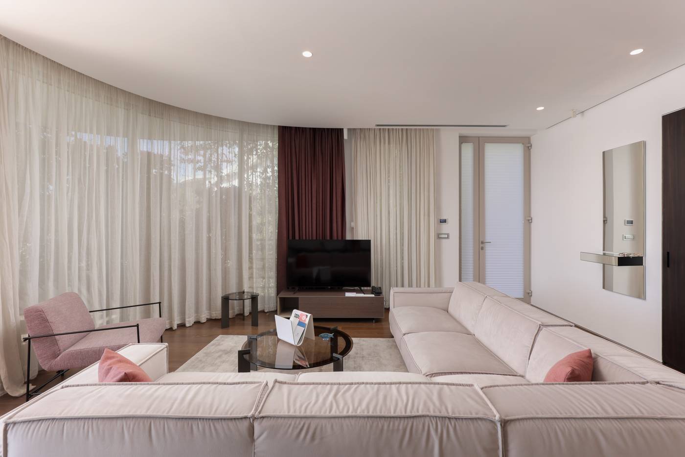 Dukley-Hotel---Resort-Room-48