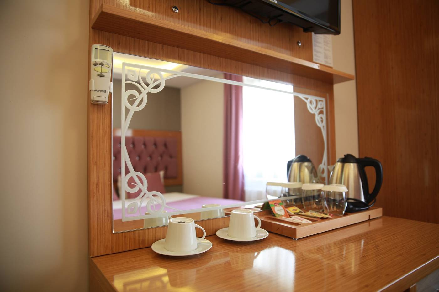 Black-Pearl-Hotel-Room-5