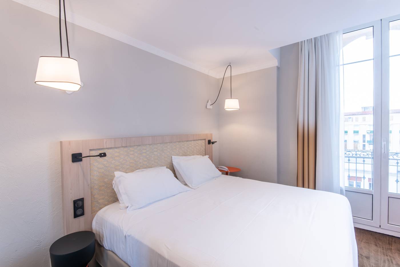 Hotel-Vendome-Room-21