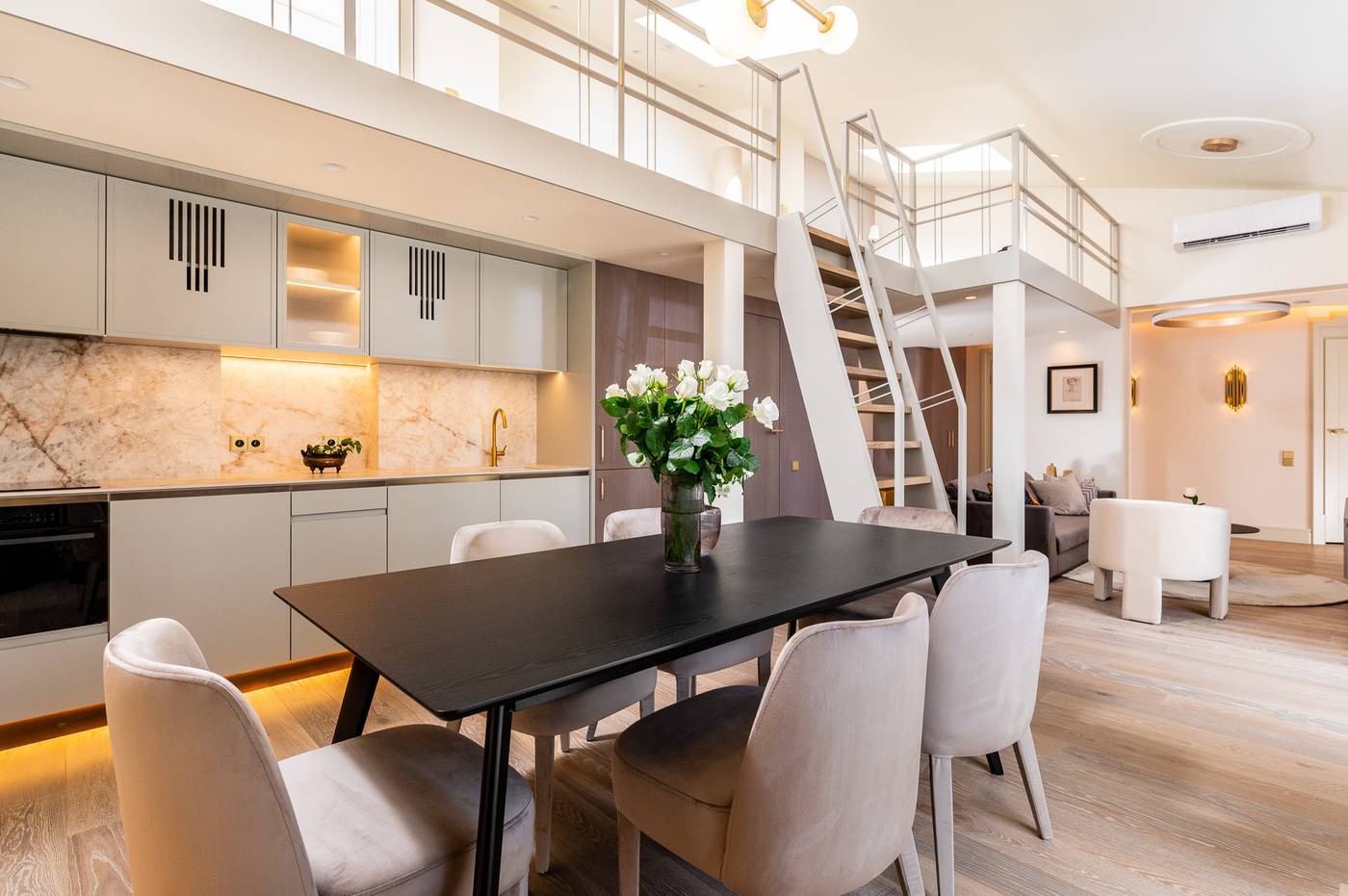 Art-Boutique-ApartHotel-Room-21