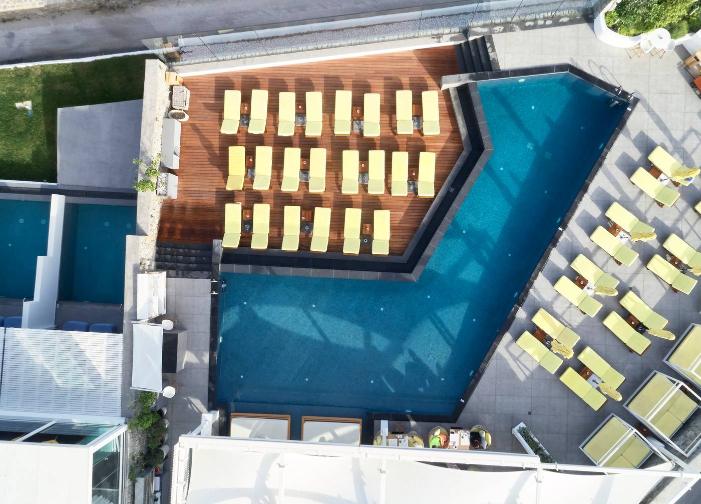 Myconian-Korali-Relais---Chateaux-General-view-17