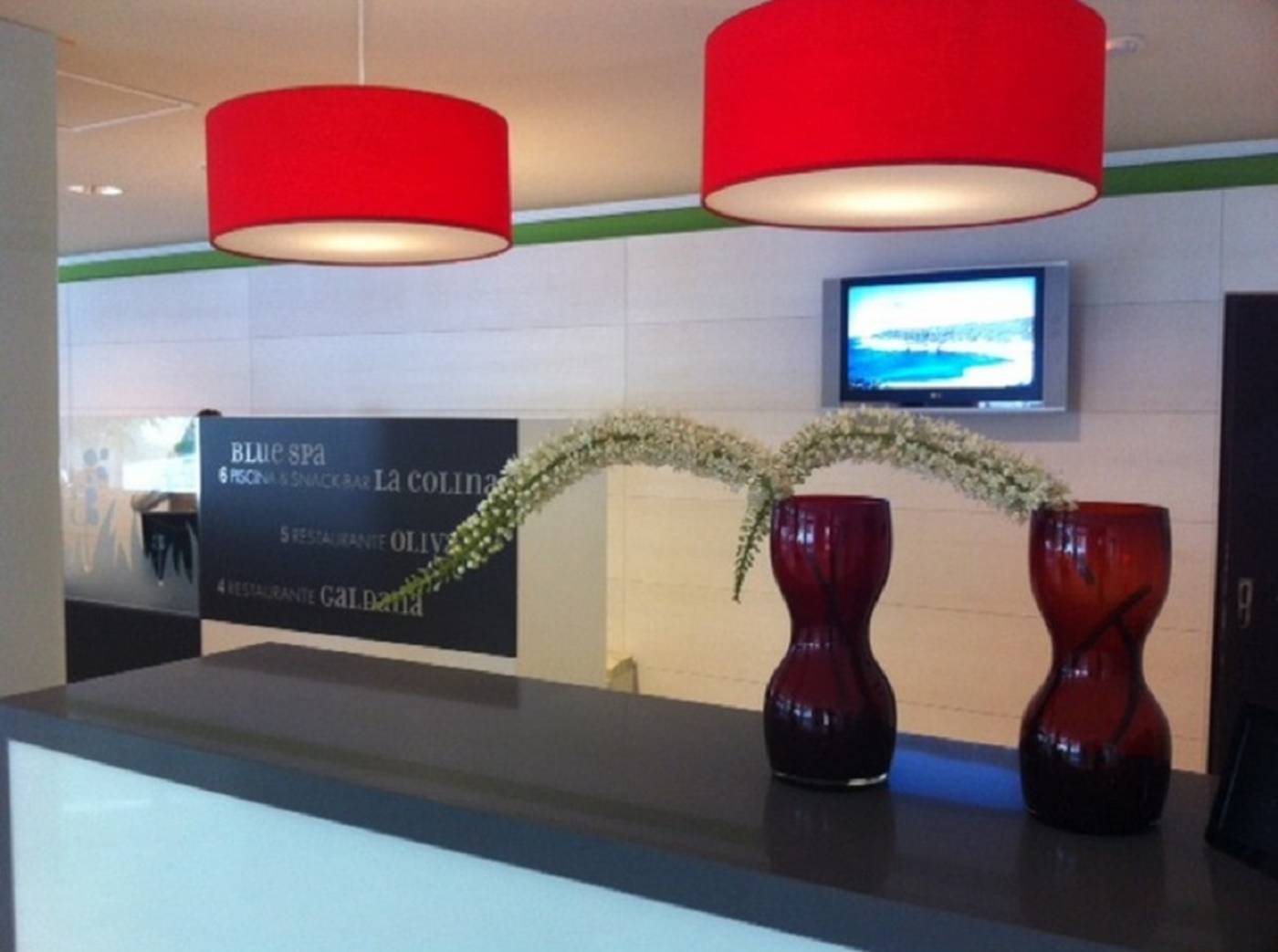 Audax-Spa---Wellness-Lobby-65