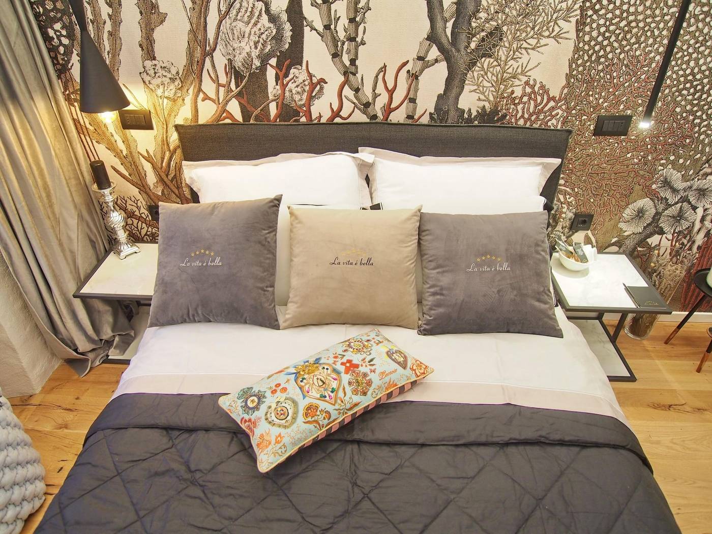 La-Vita-e-Bella-IV-Room-4