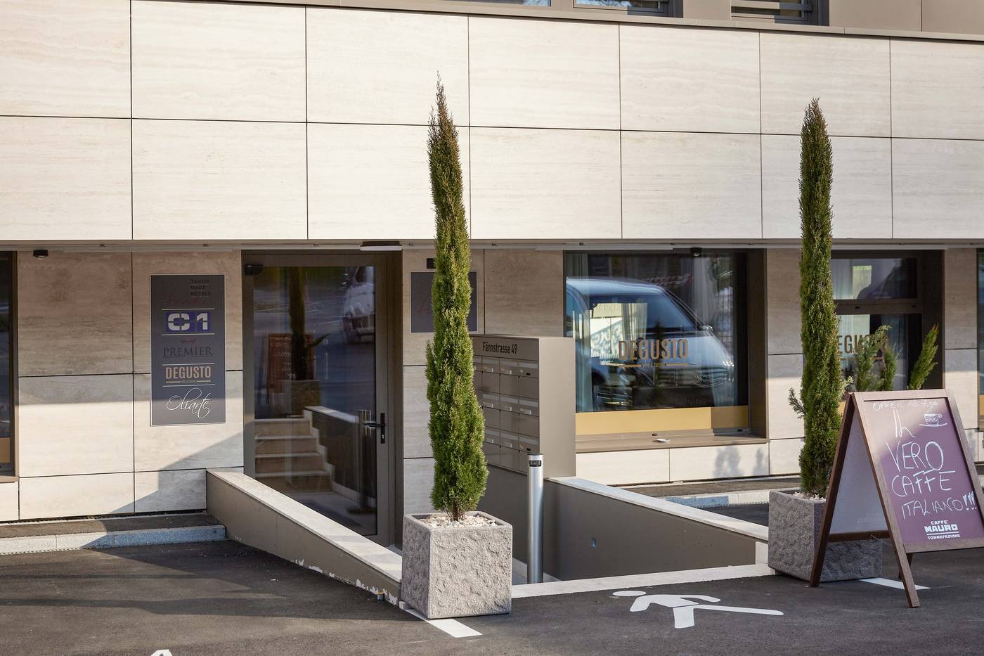 Tailormade Hotel Rigiblick Kuessnacht-Switzerland-Kuessnacht-Lobby-5