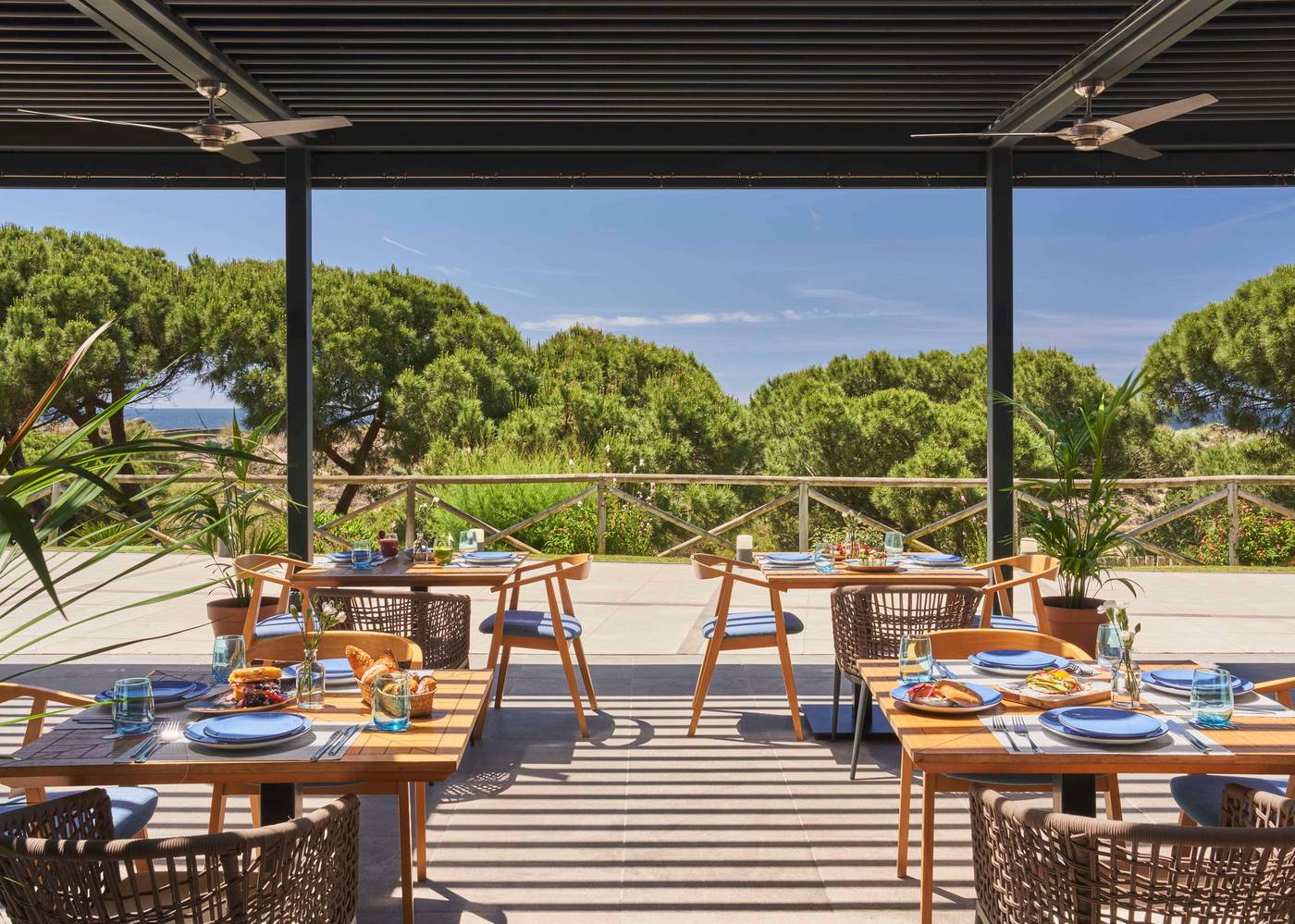 Barcelo-Punta-Umbr----a-Mar-Restaurant-20