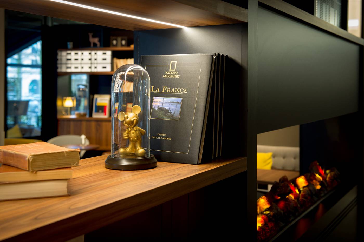 L-elysee-Val-D-europe-Bar-24