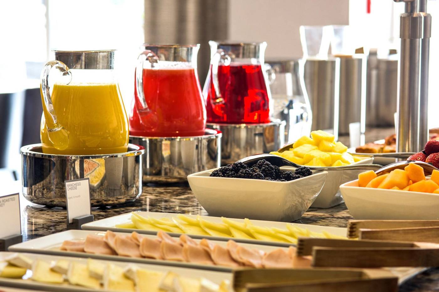 Ac-Hotel-By-Marriott-Boston-Cleveland-Circle-Restaurant-49