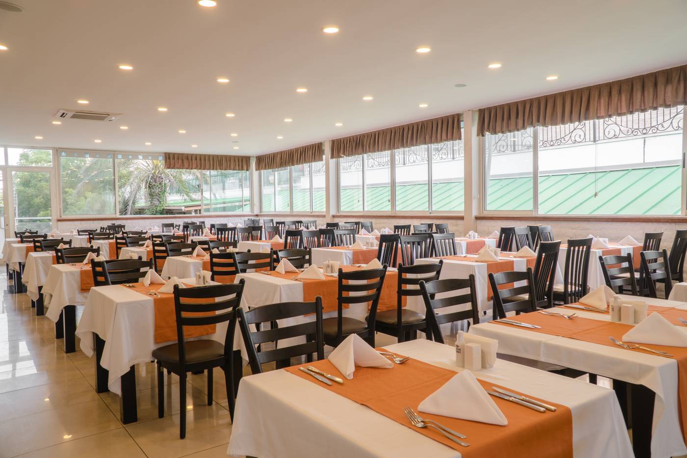 Throne-Sea-Gate-Belek-Hotel-Restaurant-46