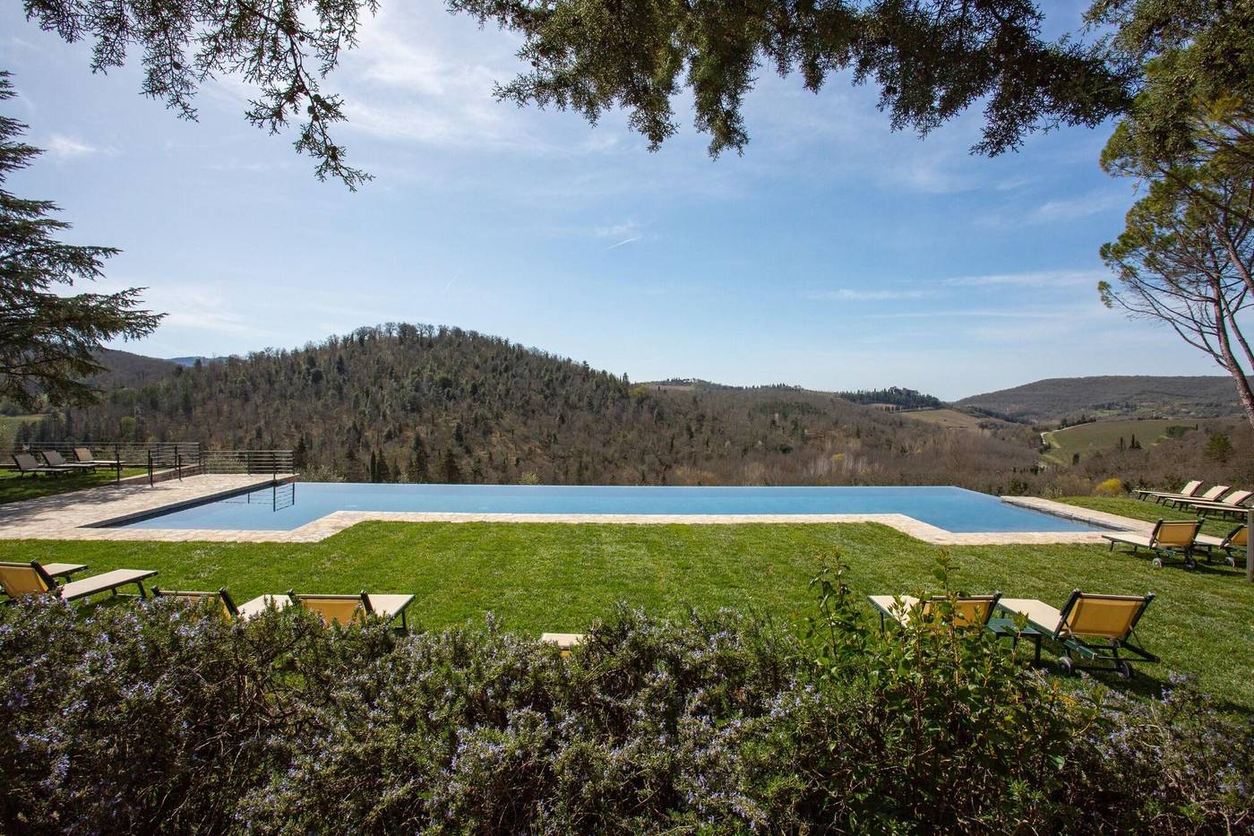 Castello-Di-Spaltenna-General-view-59