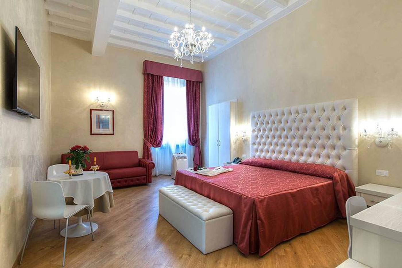Trevi-Rome-Suite-Room-19