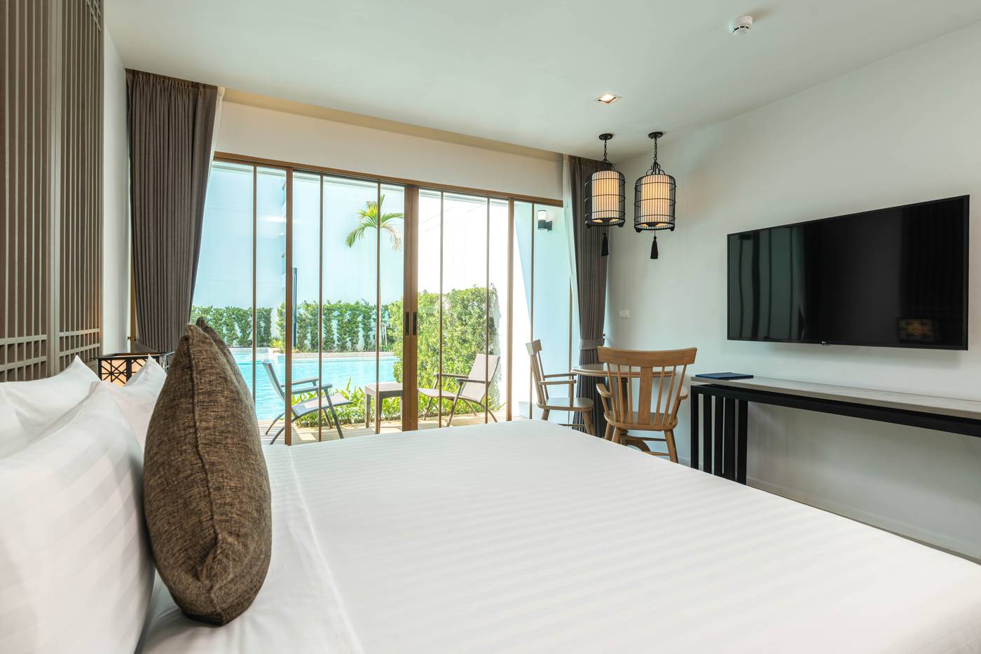 Bella-Nara-Phuket-Naiyang-Beach-Room-38