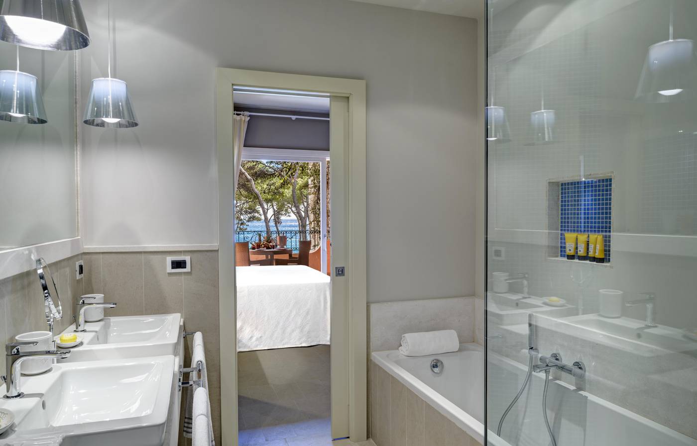 Forte-Village-Resort-Il-Castello-Room-15