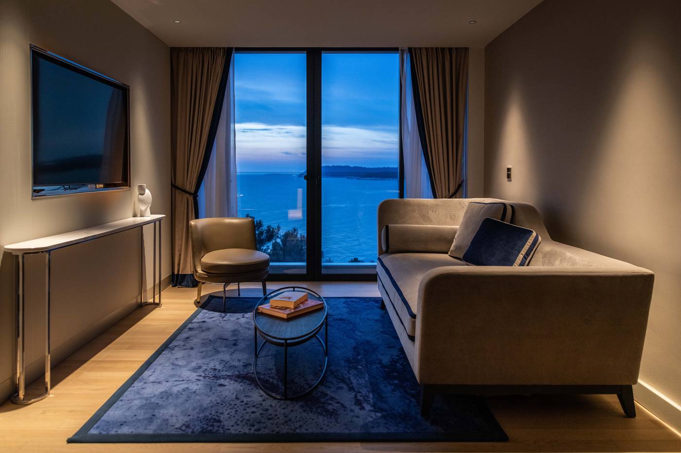 Grand-Hotel-Brioni-Pula--Radisson-Collection-Hotel-Room-39