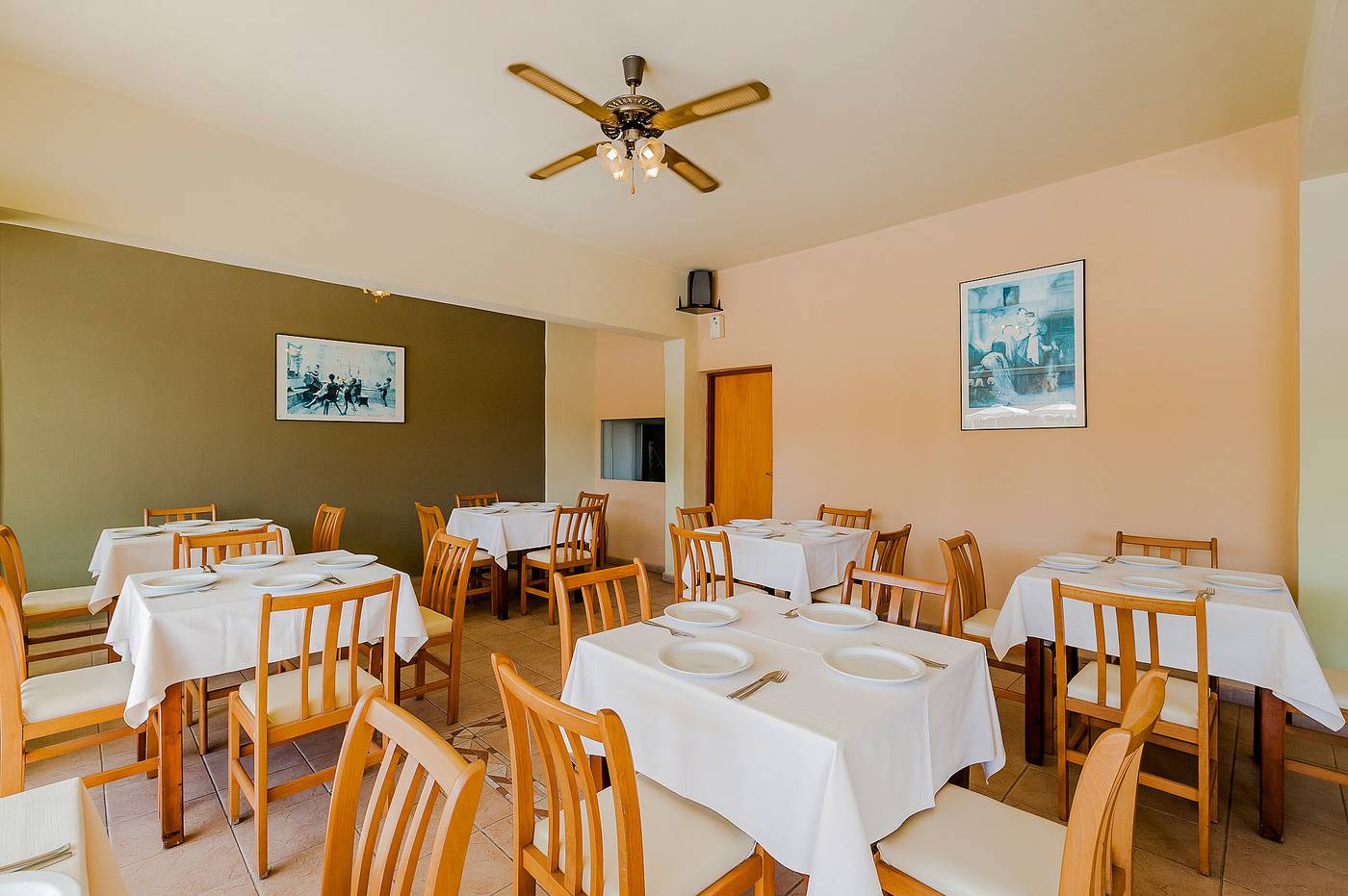 Esmeralda-Restaurant-43