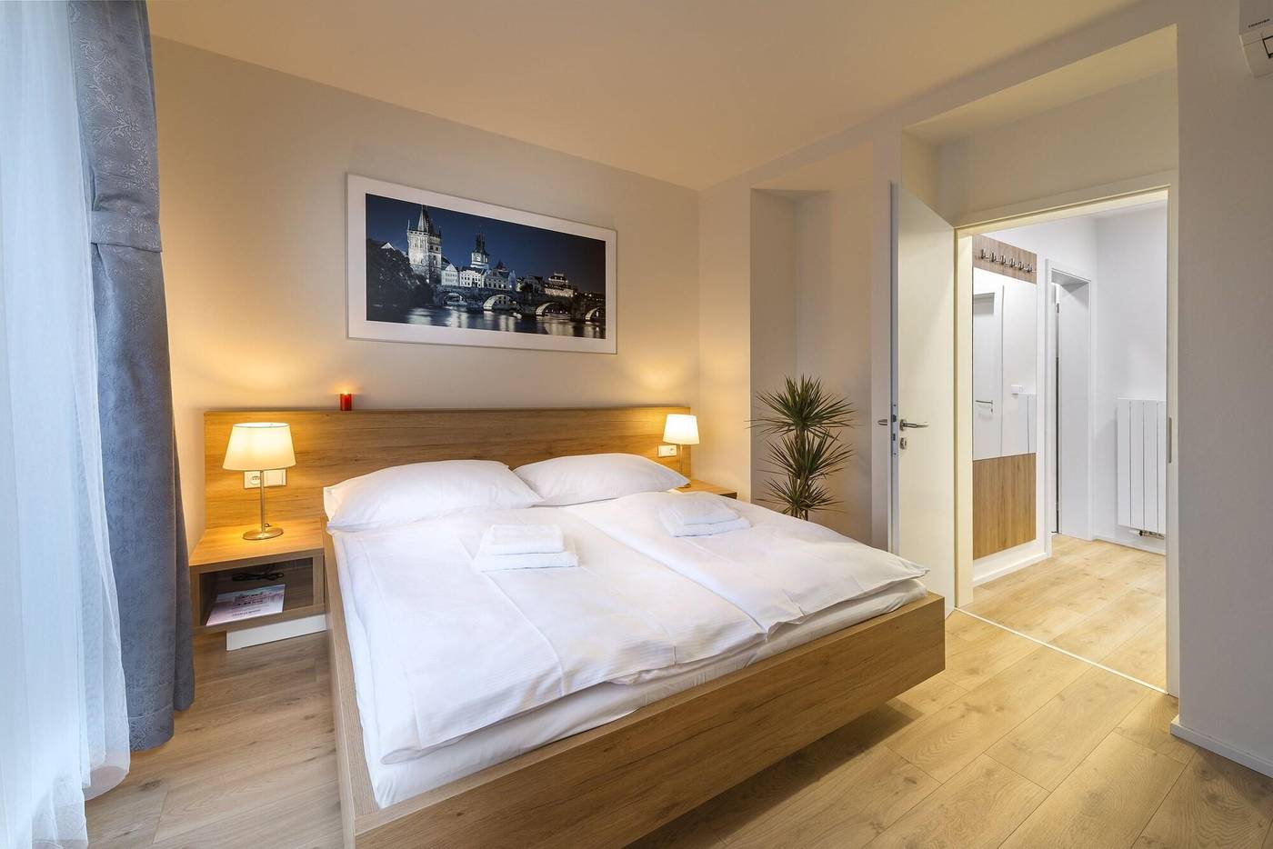 Downtown-Suites-Belohorska-Room-24