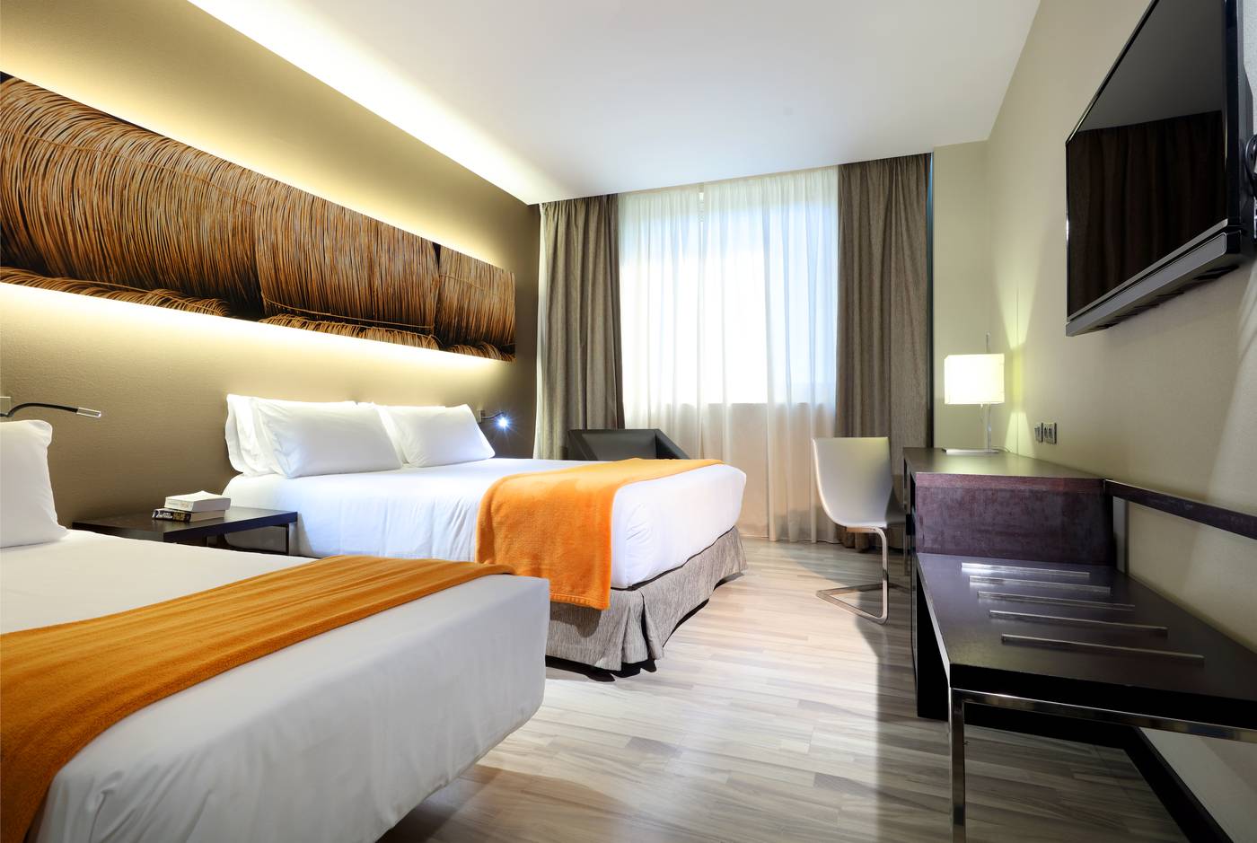 NH-Puerto-de-Sagunto-Room-19