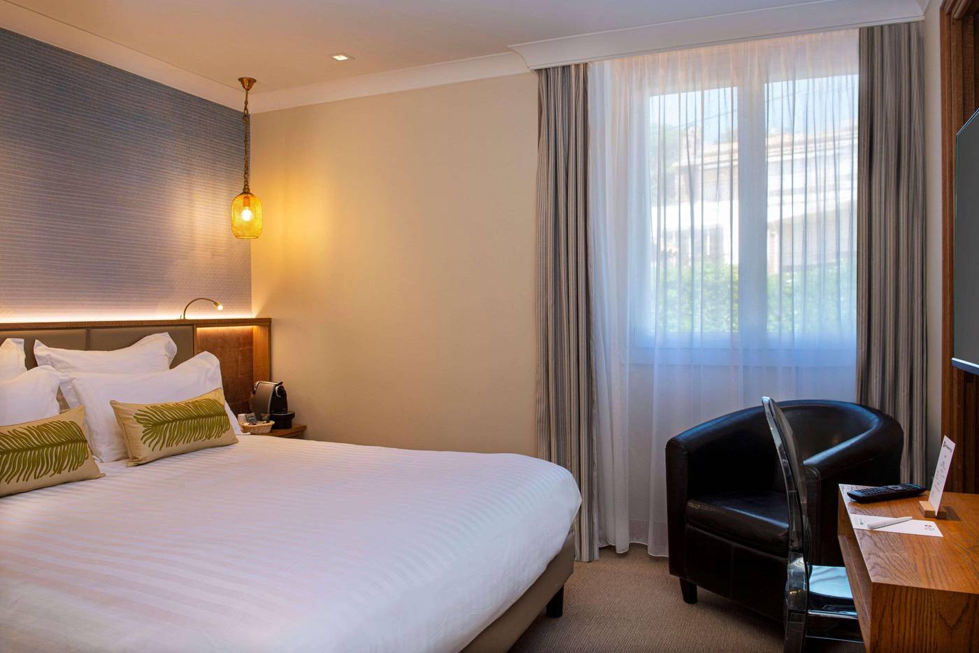Best-Western-Premier-Montfleuri-Room-44