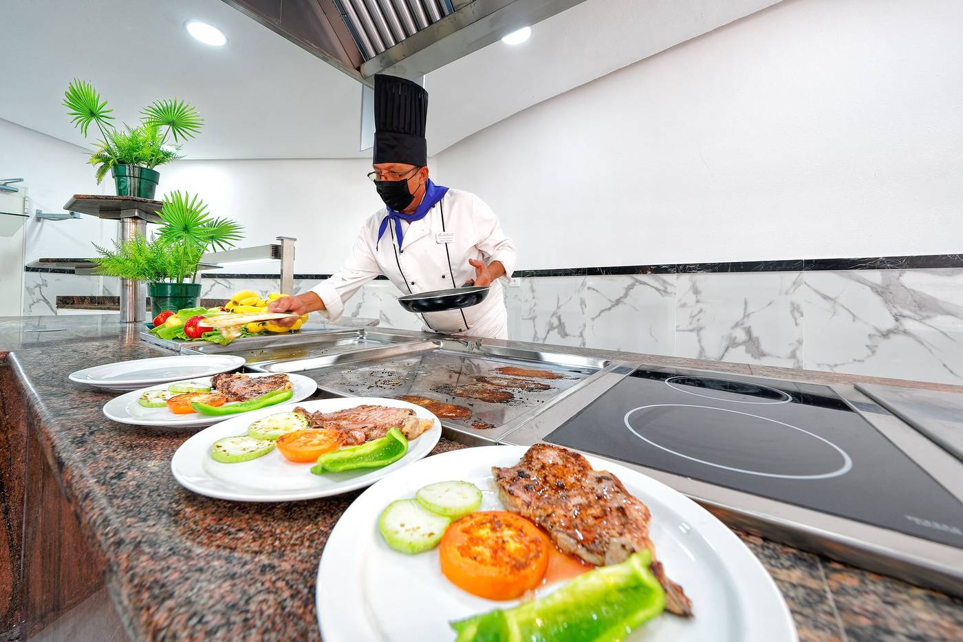 Maspalomas-Oasis-Club-Restaurant-47