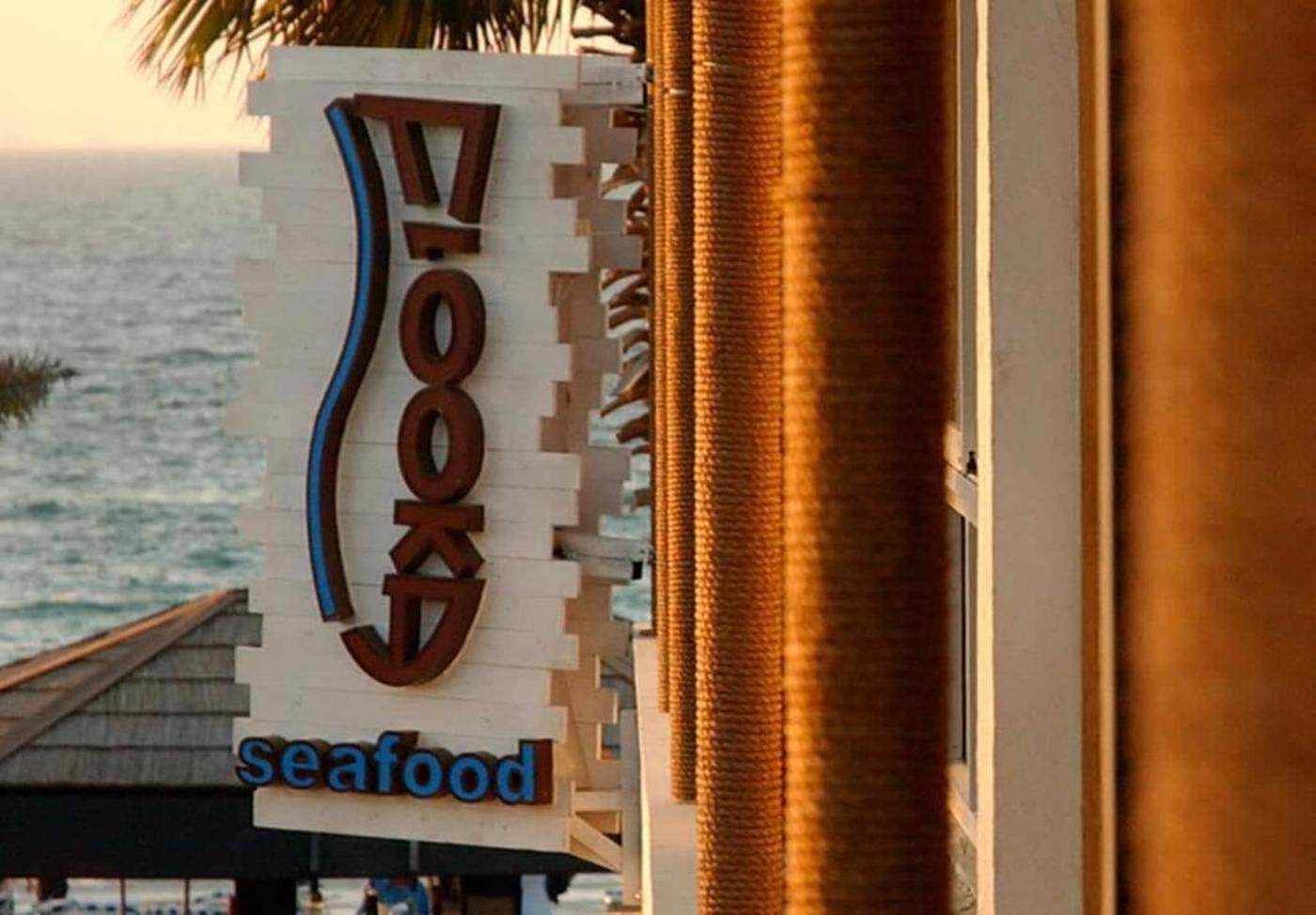 Dubai-Marine-Beach-Resort-and-Spa-Restaurant-23