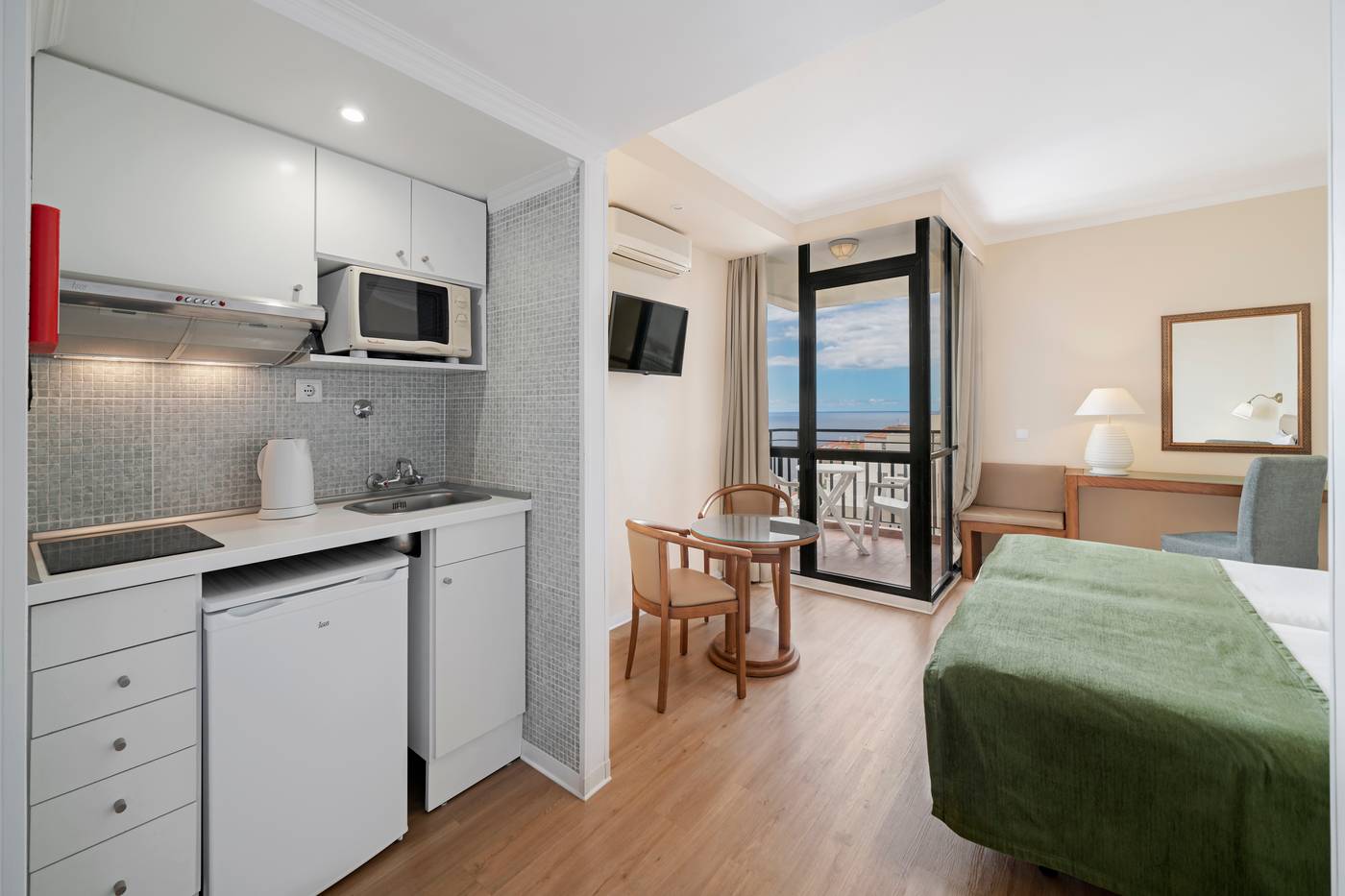 Dorisol-Mimosa-Room-24