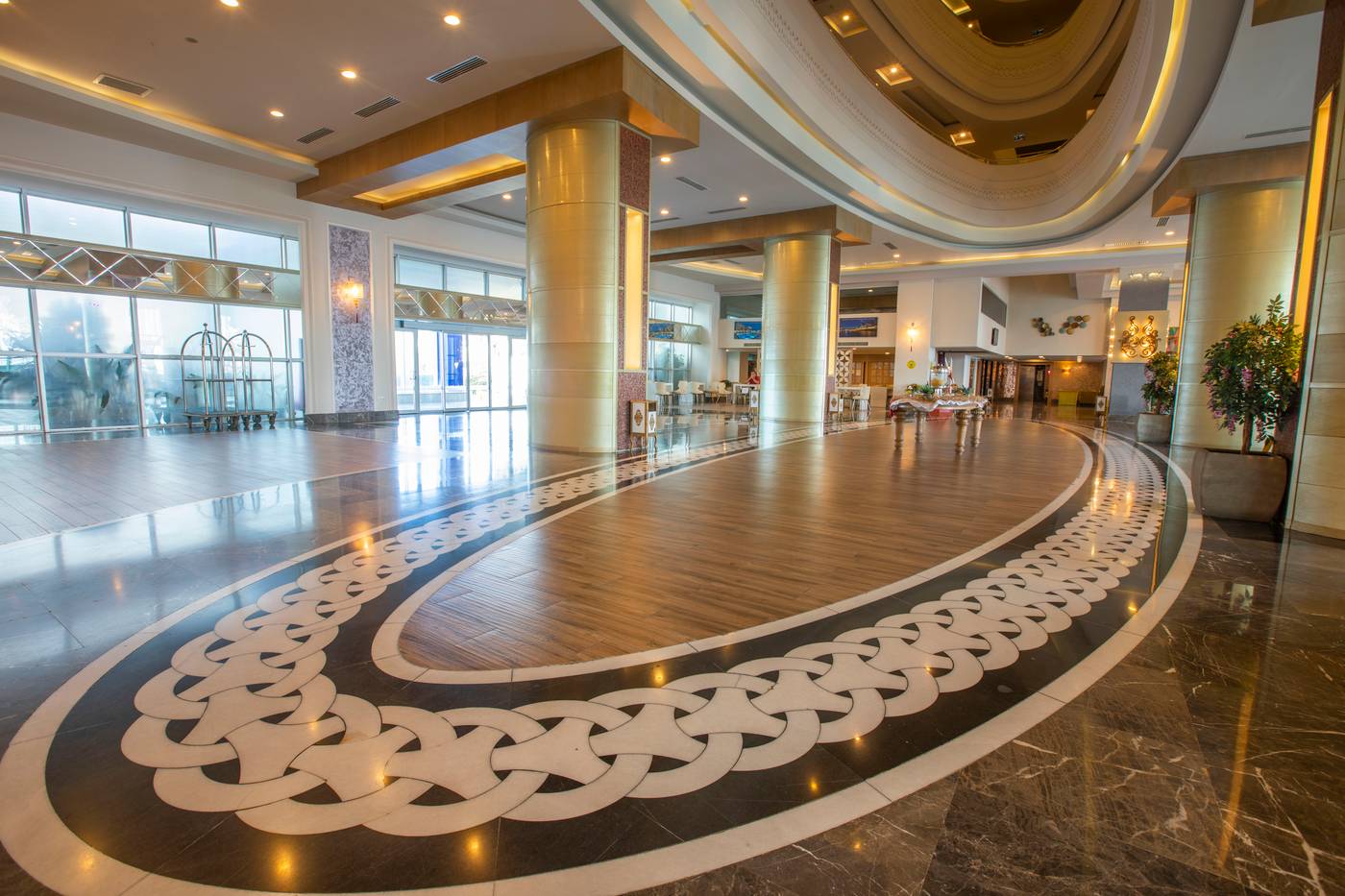 Orange-County-Resort-Hotel-Alanya-Lobby-39