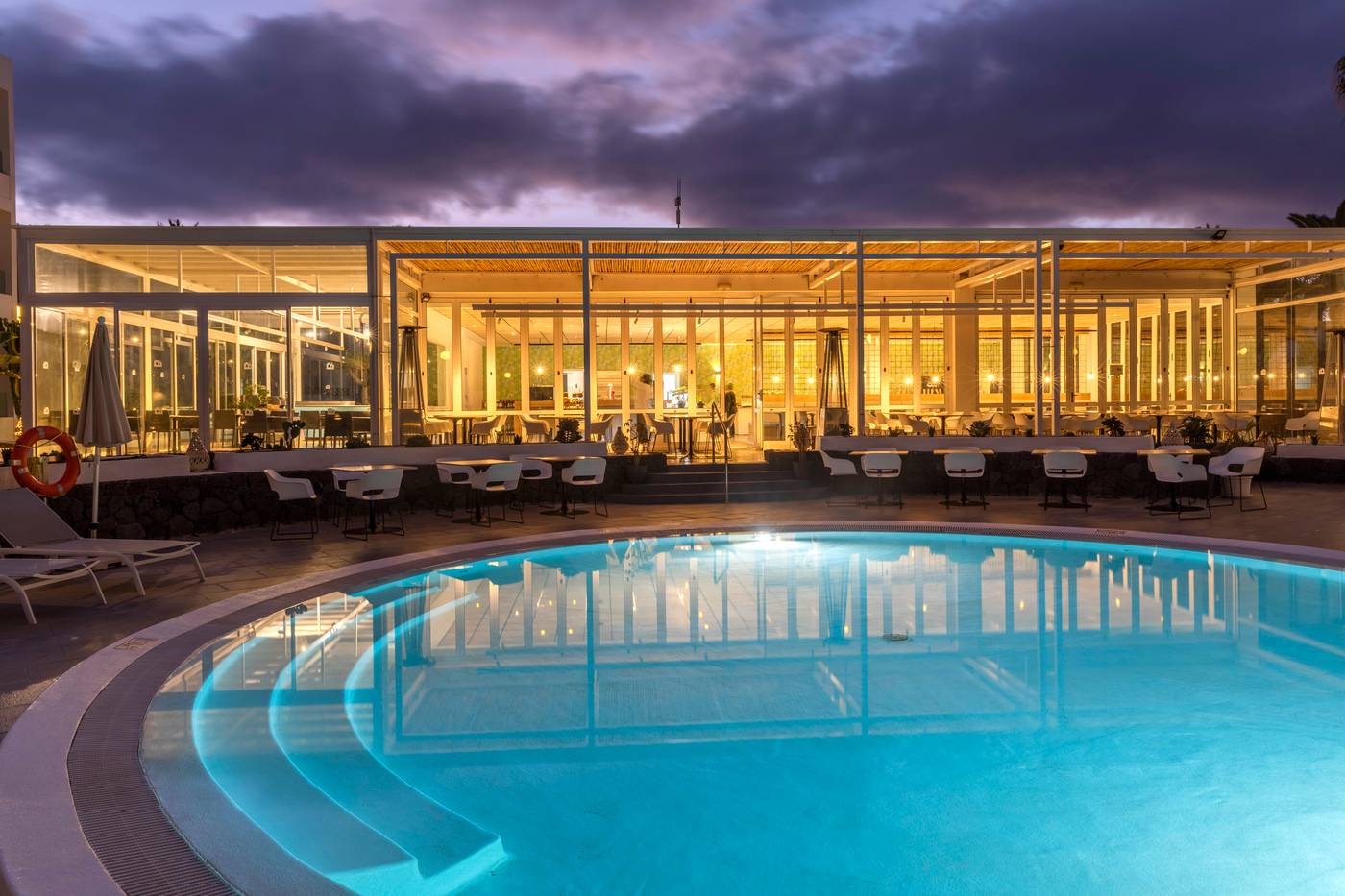 Oasis-Lanz-Beach-Mate-Pool-16