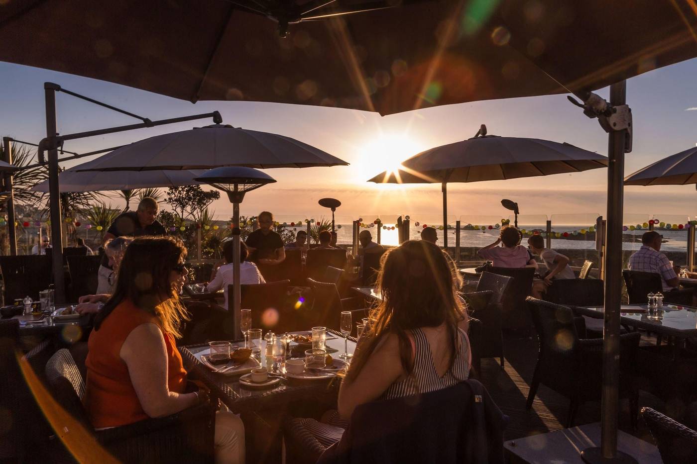 Cobo Bay Hotel-United Kingdom-Castel-Restaurant-9