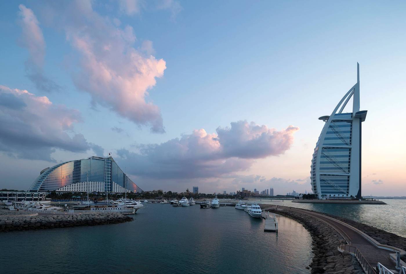 Jumeirah-Beach-Hotel-General-view-17