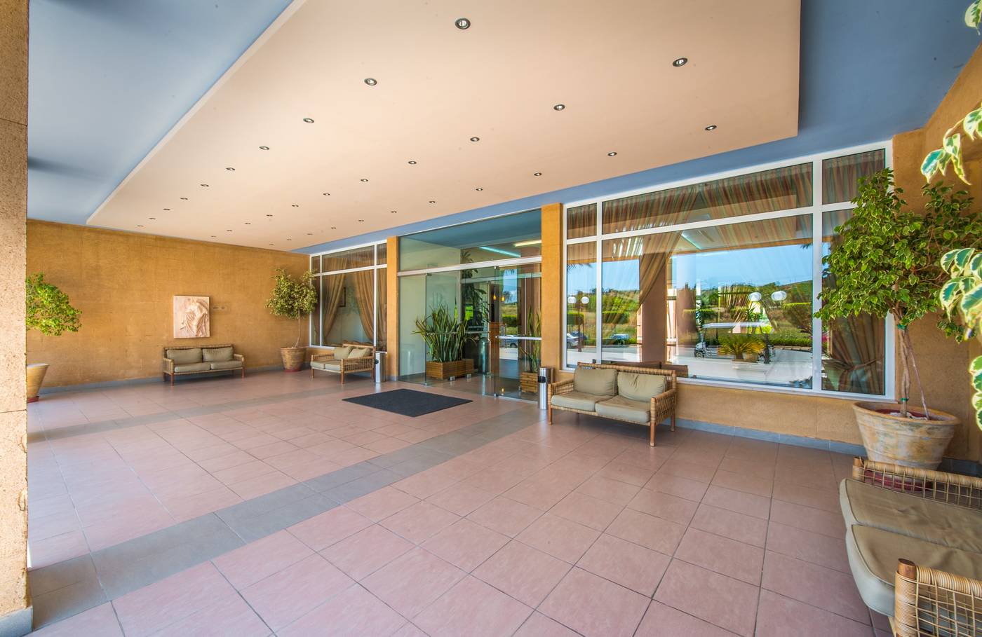 Horizon-Beach-Resort-General-view-51