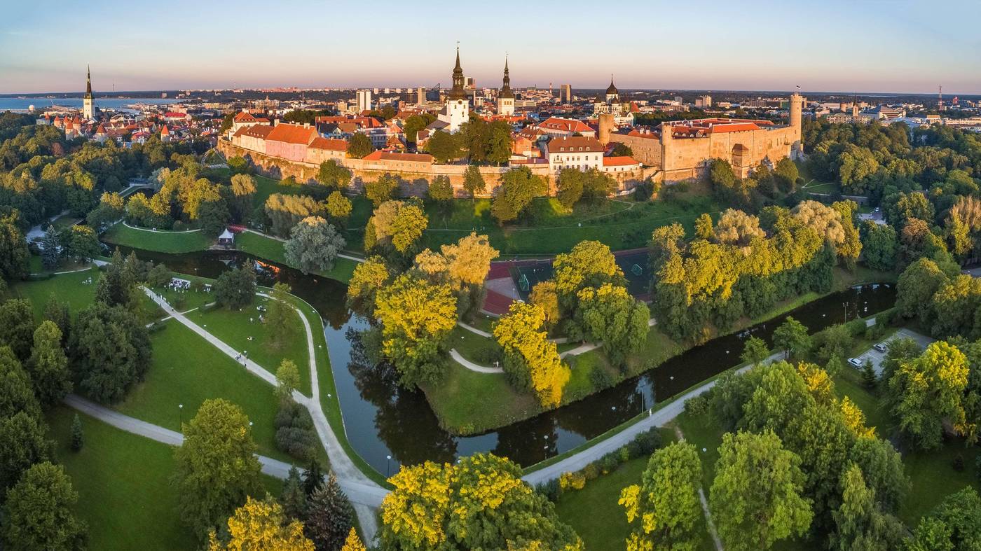 Park Inn by Radisson Meriton Conference&Spa Hotel-Estonia-TALLINN-General view-3