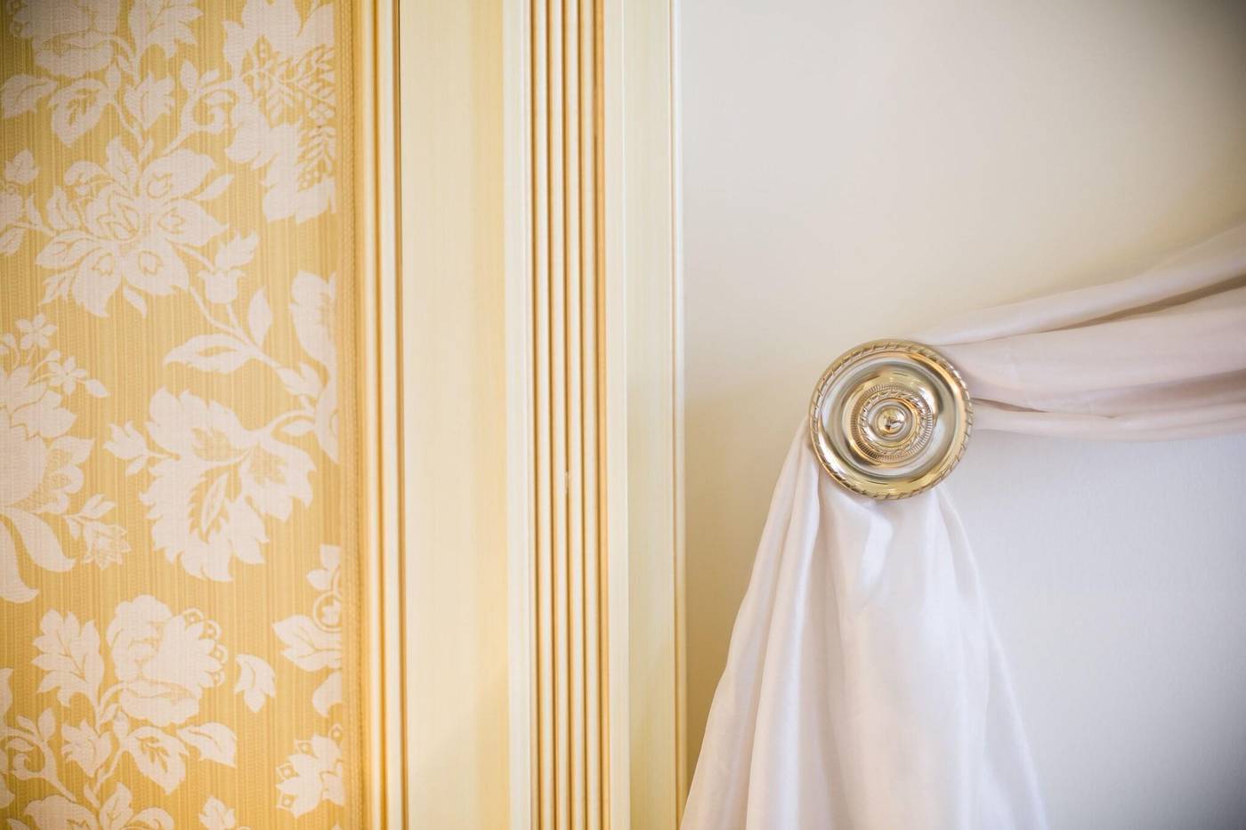 Luxury-Family-Hotel-Royal-Palace-Room-20